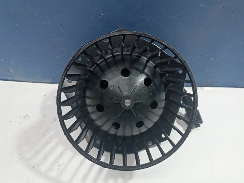 Моторчик печки Daewoo Nexia 2016 2999573SX