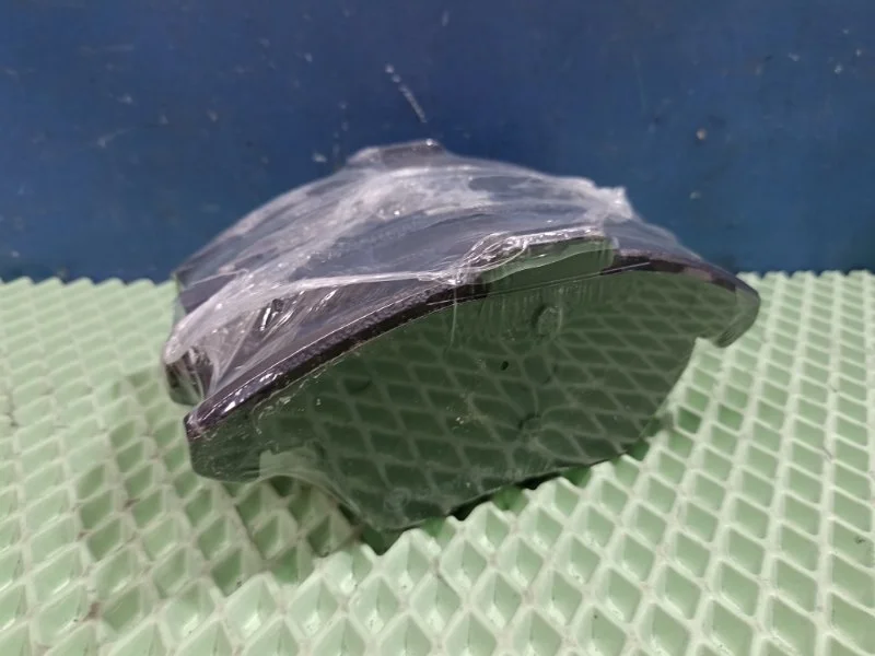 Колодки тормозные Volkswagen Golf 5 P85075, передние