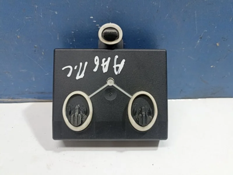 Блок управления дверью Audi A6 2005 4F0959793B 4F2 3.0 BBJ, передний левый