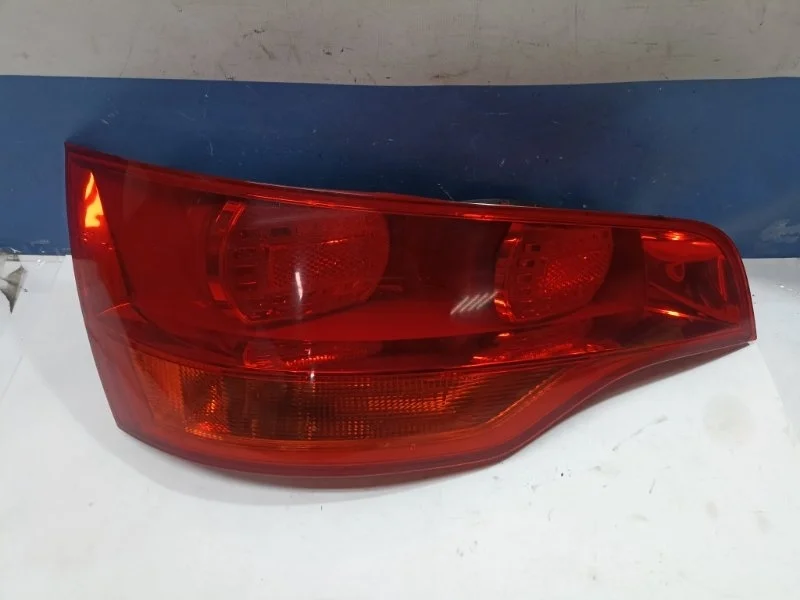 Фонарь Audi Q7 2006 4L0945093 4LB 3.0TDI BUG, задний левый