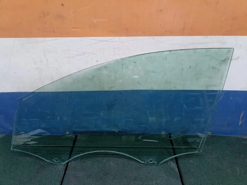 Стекло двери Audi Q7 2006 4L0845201 4LB 3.0TDI BUG, переднее левое