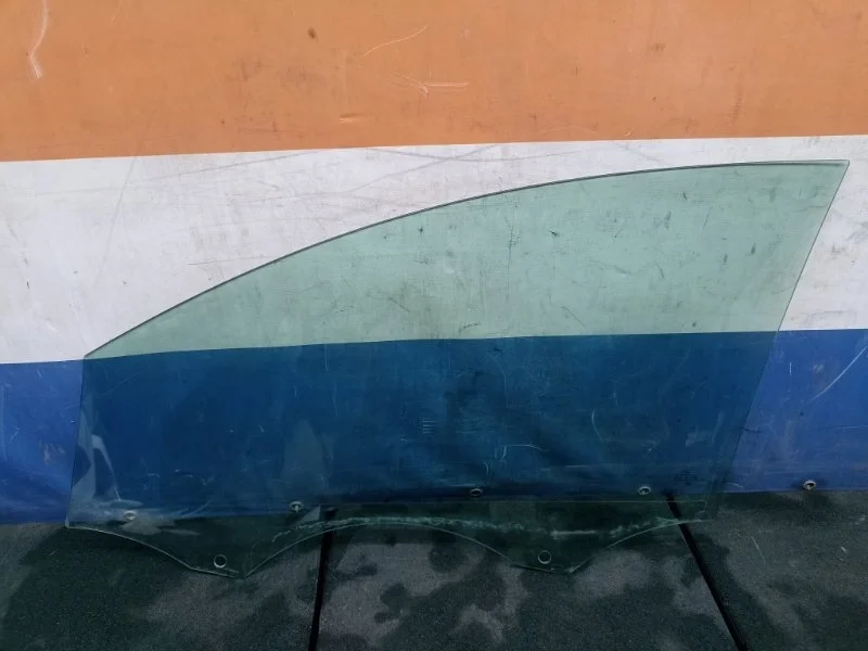 Стекло двери Audi Q7 2006 4L0845202 4LB 3.0TDI BUG, переднее правое