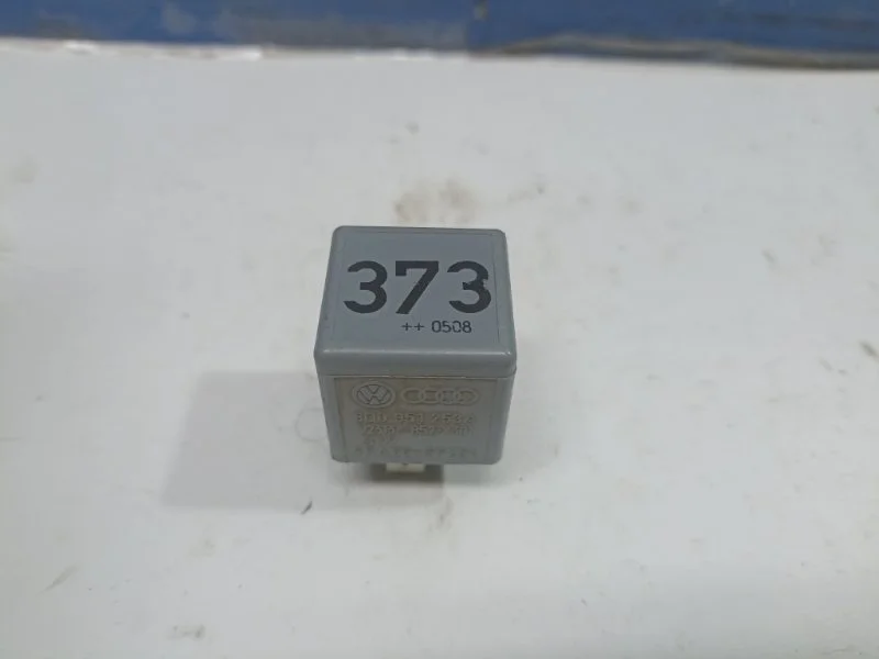 Реле Audi A6 2005 8D0951253A 4F2 3.0 BBJ