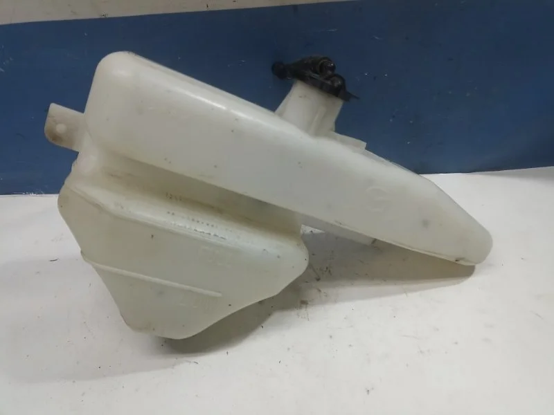 Бачок расширительный Mazda 6 2011 LF4J15351A GH 2.0 LF