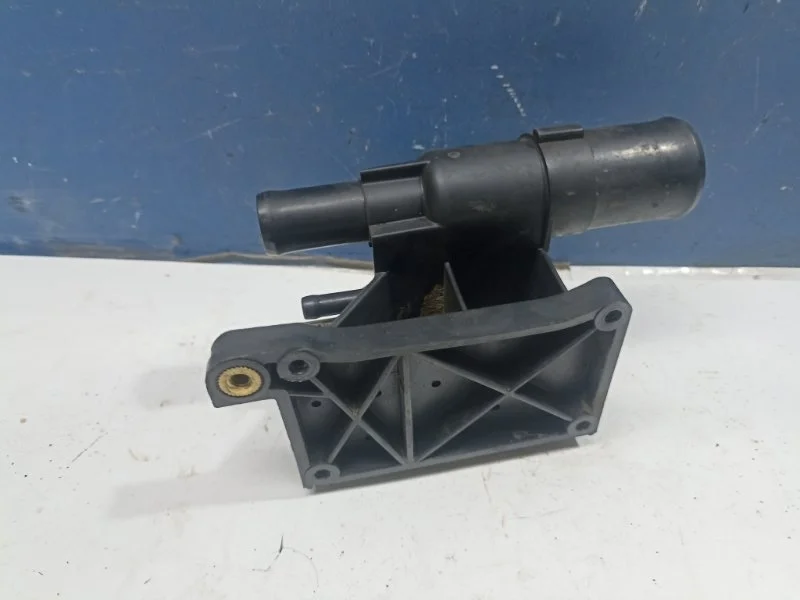 Корпус термостата Mazda 6 2011 LF941517Z GH 2.0 LF