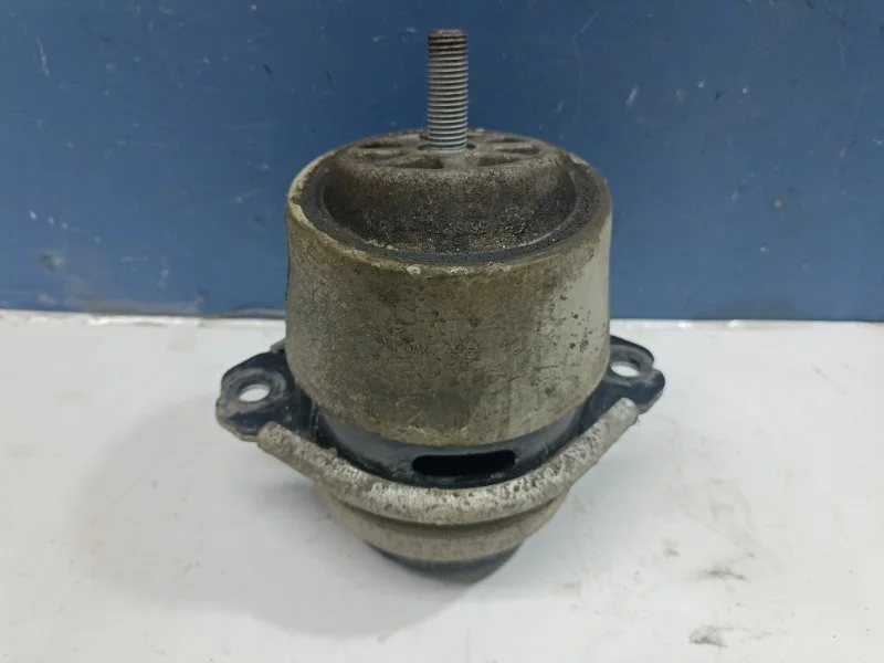 Подушка двигателя Audi Q7 2006 7L8199131A 4LB 3.0TDI BUG