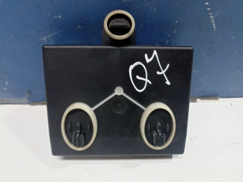 Блок управления дверью Audi Q7 2006 4L0907290 4LB 3.0TDI BUG, задний левый