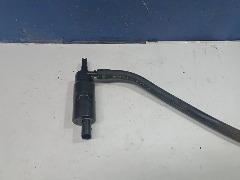 Моторчик омывателя фар Audi Q7 2006 3B0955681 4LB 3.0TDI BUG