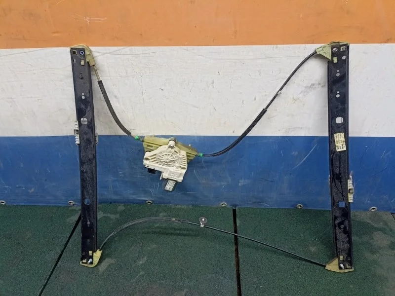 Стеклоподъемник электрический Audi Q7 2006 4L0837462A 4LB 3.0TDI BUG, передний правый