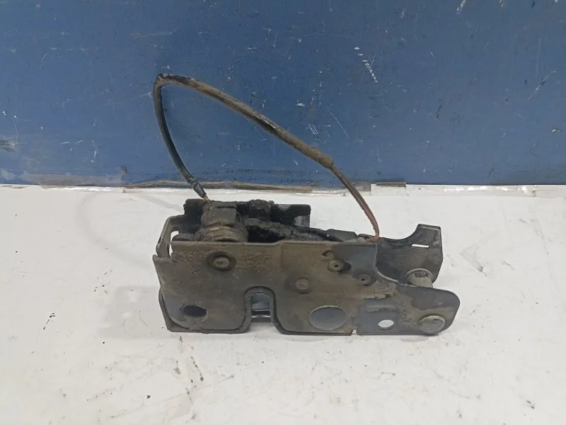 Замок капота Audi Q7 2006 4L0823509 4LB 3.0TDI BUG