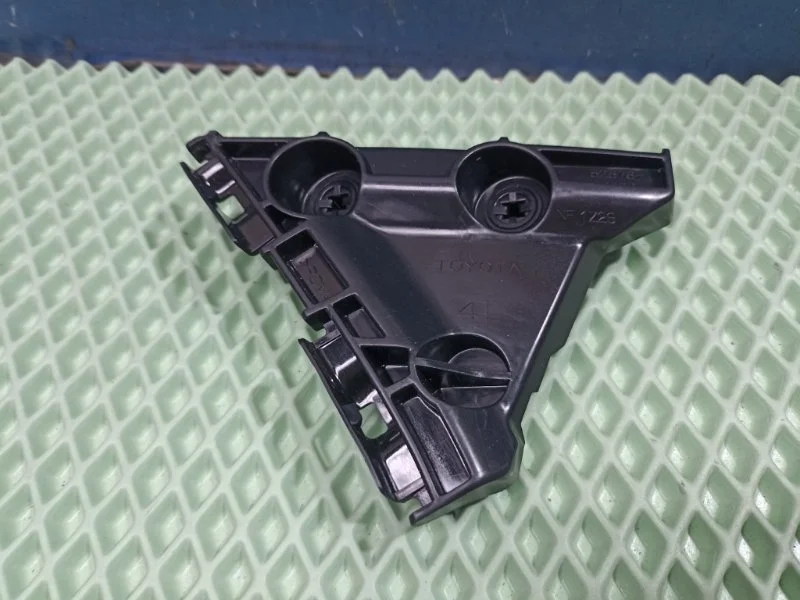 Кронштейн бампера Toyota Camry 40 2006-2011 5257633080, задний