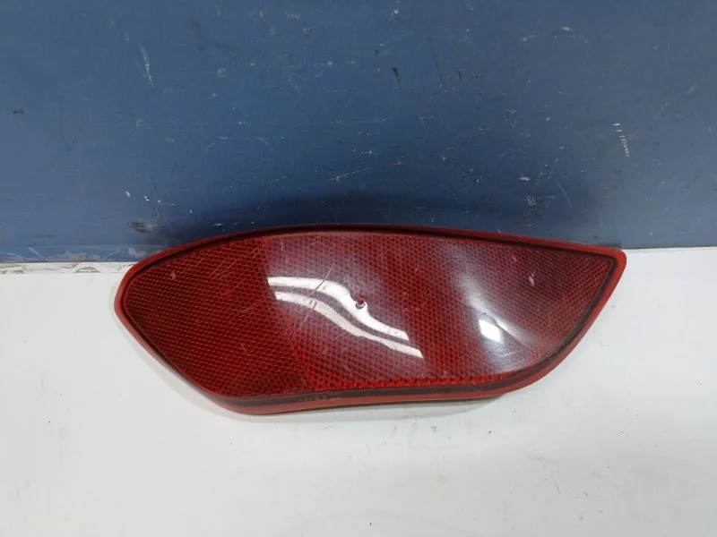 Светоотражатель Porsche Cayenne 2012 95863110600, задний правый