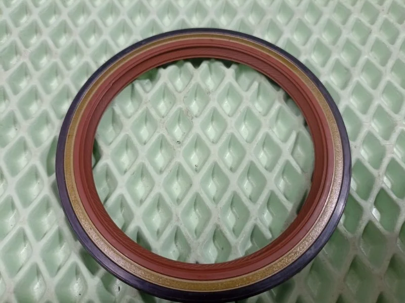 Сальник коленвала задний Renault Logan 2015 811830450 1.4 K7J710, задний