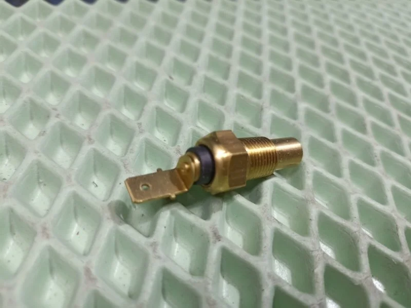 Датчик температуры охлаждающей жидкости Mitsubishi Lancer 9 28265