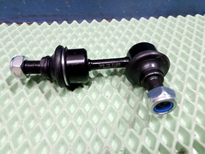 Стойка стабилизатора Hyundai i30 2011-2017 DB78200, задняя