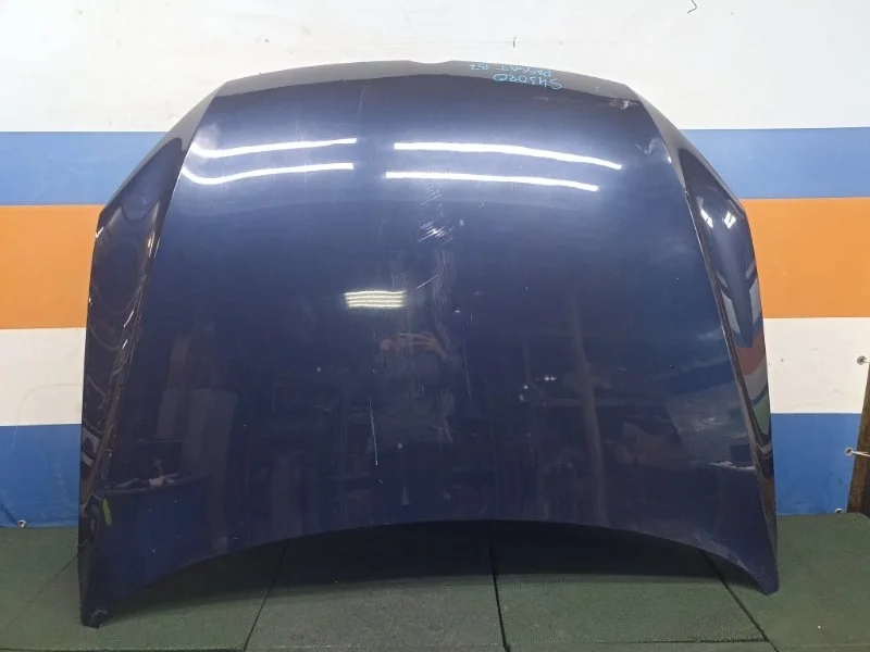 Капот Volkswagen Passat B7 3AA823031