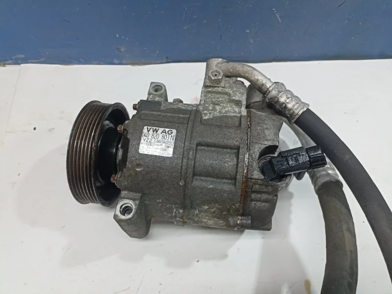 Компрессор кондиционера Volkswagen Golf 6 2012 1K0820803L 1.6 BSE