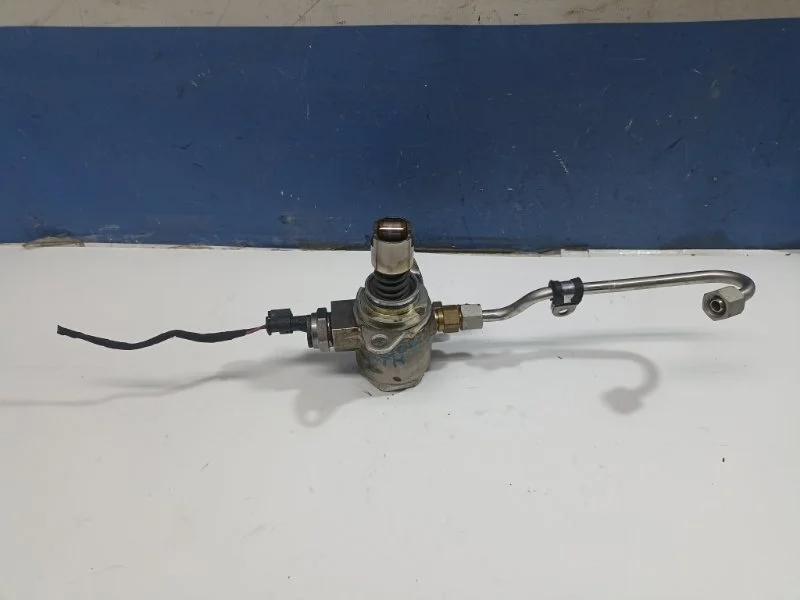 ТНВД Volkswagen Tiguan 2015 03C127026P 5N1 1.4 CTH