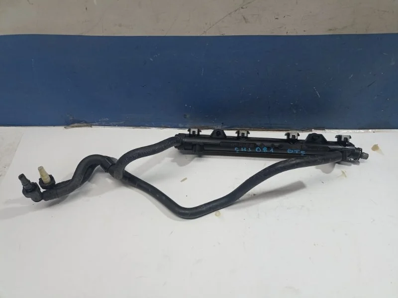 Рампа топливная Skoda Fabia 2011 036133320C 5J2 1.6 BTS