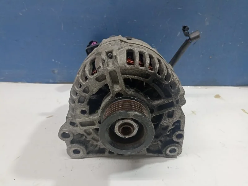 Генератор Skoda Fabia 2011 03C903023D 5J2 1.6 BTS