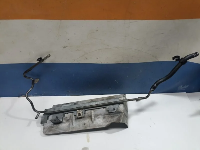 Трубка системы охлаждения Skoda Octavia A5 2011 06J121075F A5 1.8 CDA