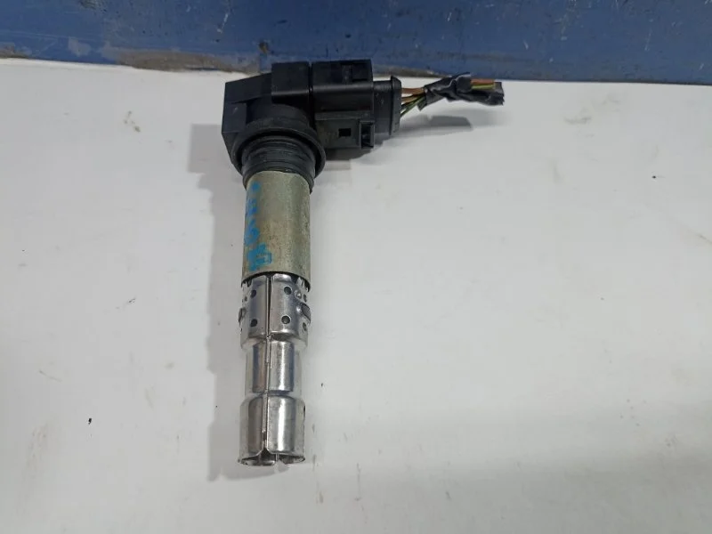 Катушка зажигания Skoda Fabia 2004 036905100B 1.4 BBY