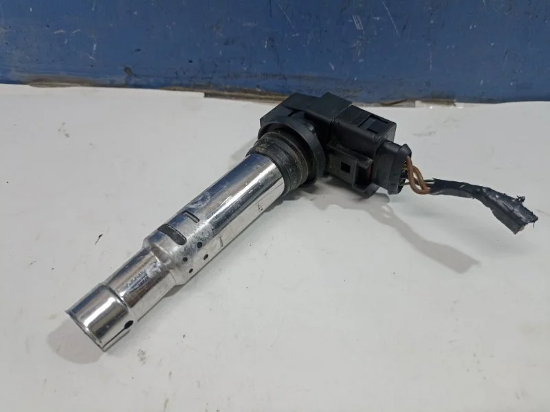 Катушка зажигания Skoda Fabia 2004 036905715E 1.4 BBY