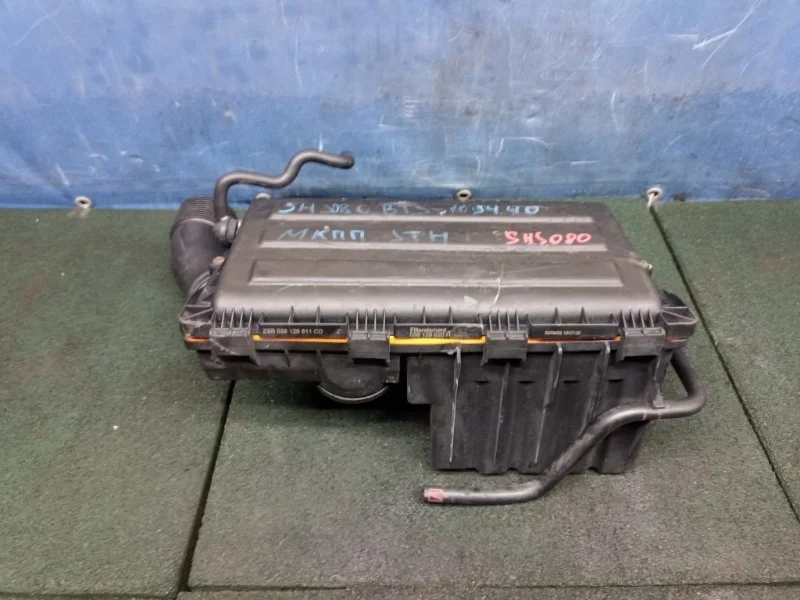 Корпус воздушного фильтра Seat Ibiza 2011 036129611CD 6J 1.6 BTS