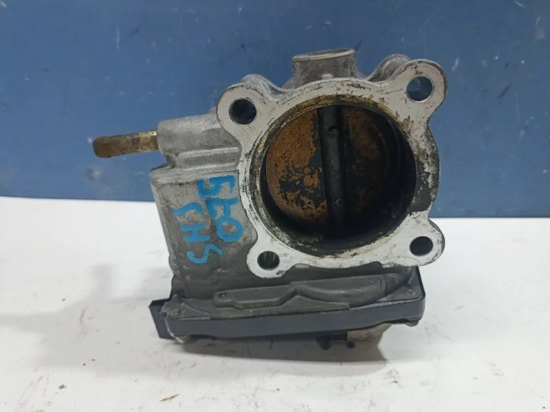 Заслонка дроссельная Mitsubishi Lancer 9 2006 MN135985 CS 2.4 4G69