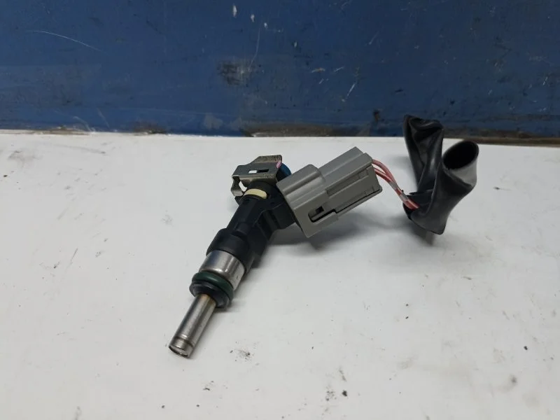 Форсунка топливная Mitsubishi Outlander XL 2012 1465A029 CW5W 2.0 4B11