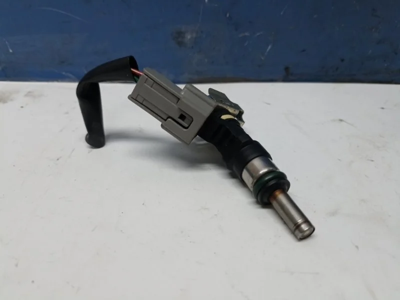 Форсунка топливная Mitsubishi Outlander XL 2012 1465A029 CW5W 2.0 4B11