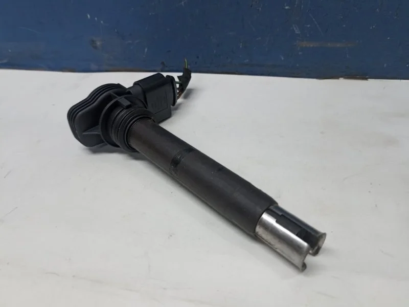 Катушка зажигания Volkswagen Tiguan 2013 06H905115 5N1 2.0 CAW