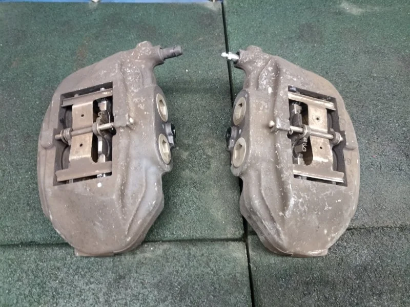 Суппорта тормозные Lexus GS 3 2012 4773022460 GRS190, передняя