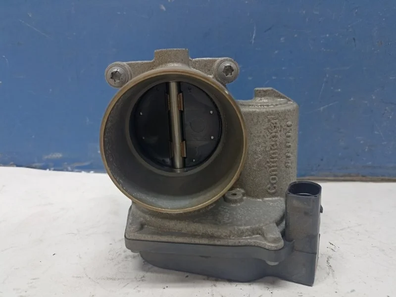 Заслонка дроссельная Skoda Fabia 2010 03C133062C 5J2 1.4 CGG