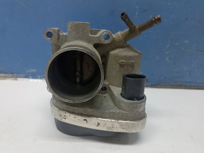 Заслонка дроссельная Skoda Fabia 2002 047133062D 6Y2 1.4 8V AME