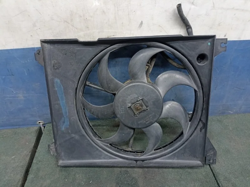 Диффузор вентилятора Hyundai Sonata 2006 9773038000 2.0 G4GC