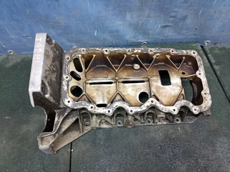 Поддон масляный Ford Tourneo Connect 2011 988M6F092AL 1.8 ZETEC