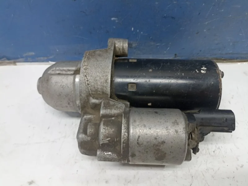 Стартер Audi A6 Allroad 2006 06E911023C