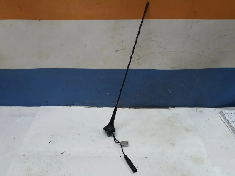 Антенна Nissan Primera 2005 28215BA000 P12 1.6 QG16DE
