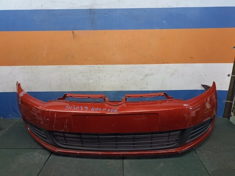 Бампер Volkswagen Golf 6 2013 5K0807221 2.0TDI CLC, передний