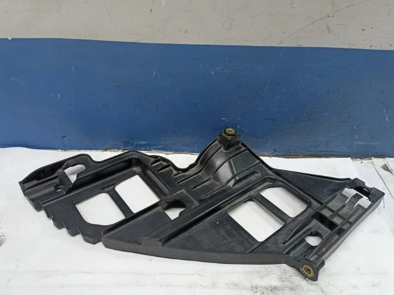 Кронштейн фары Volkswagen Golf 6 2012 5K0807227A 2.0TDI CLC, левый