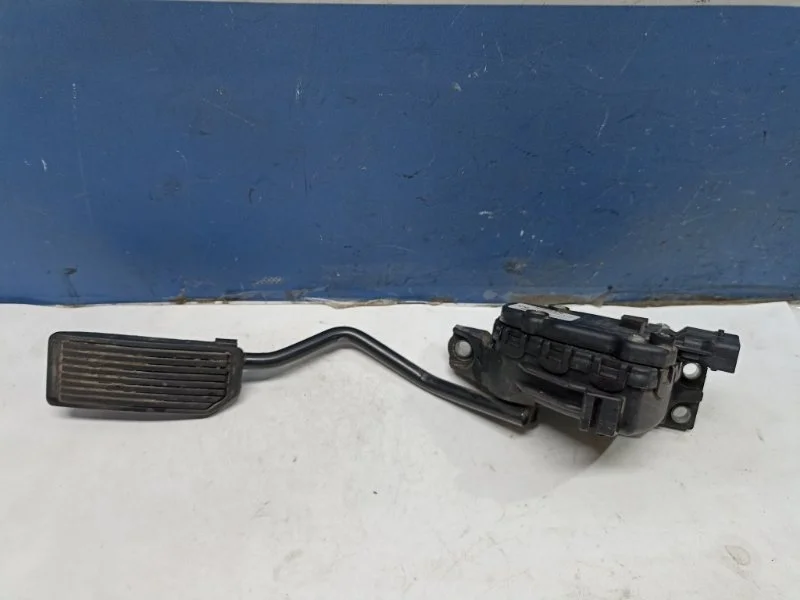 Педаль газа электро Nissan Primera 2005 18002AU410 P12 1.6 QG16DE