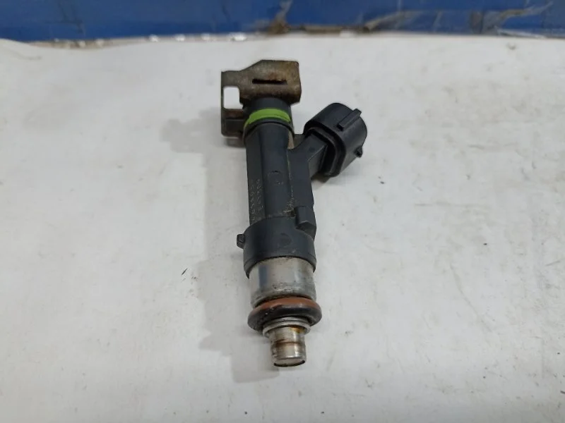 Форсунка топливная Mitsubishi Outlander 2010 1465A080 CW6W 3.0 6B31