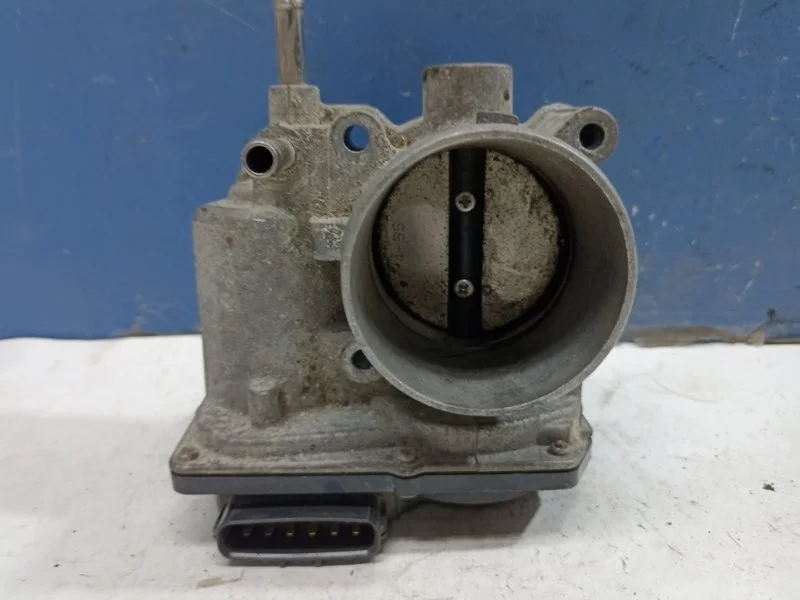 Заслонка дроссельная Toyota Corolla 2010 2203037050 E150 1.6 1ZR