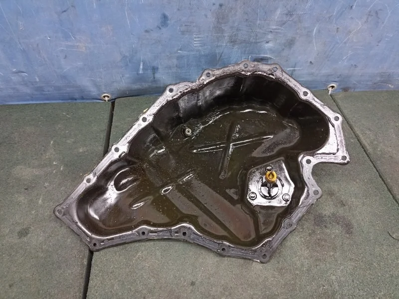 Поддон двигателя Audi Q5 2013 06H103600AA 8R 2.0 CDN