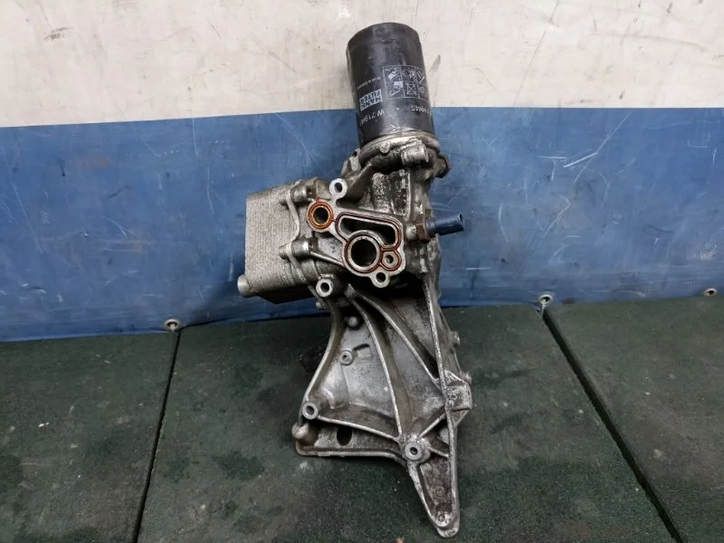 Корпус масляного фильтра Audi Q5 2011 06H903143E 8R 2.0 CDN