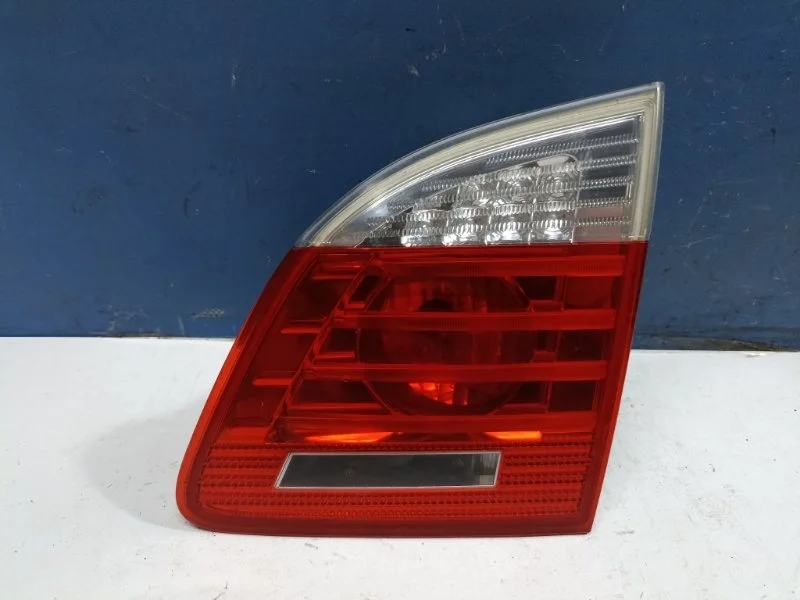 Фонарь внутренний Bmw 5-Series 2007 63217177698 E61, задний правый