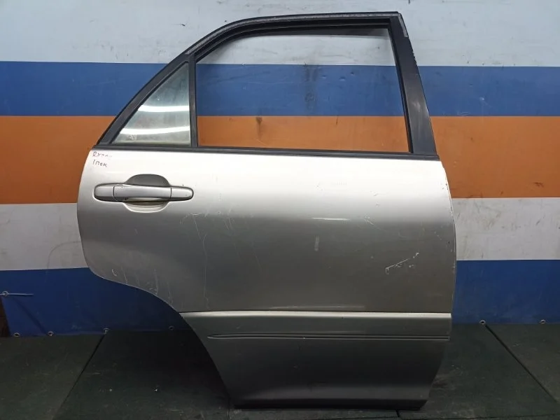 Дверь Lexus RX300 2002 6700348022 MCU15, задняя правая