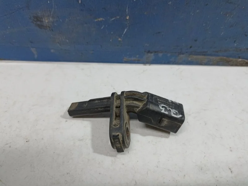 Датчик ABS Audi Q3 2014 WHT003857 8UB, передний левый