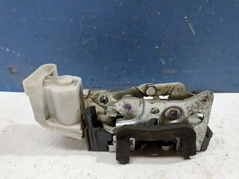 Замок двери Fiat Albea 2010 46847040, передний правый